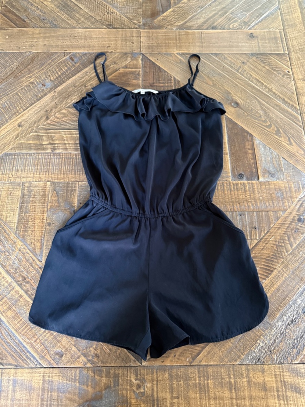 Rachel Roy Black Ruffled Neck Sleeveless Romper XS Chic Dressy Minimalist